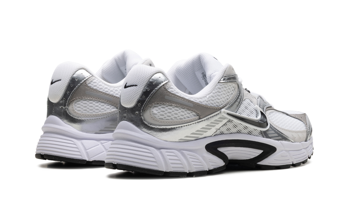 Nike V5 RNR "White Vast Grey College Grey Black"