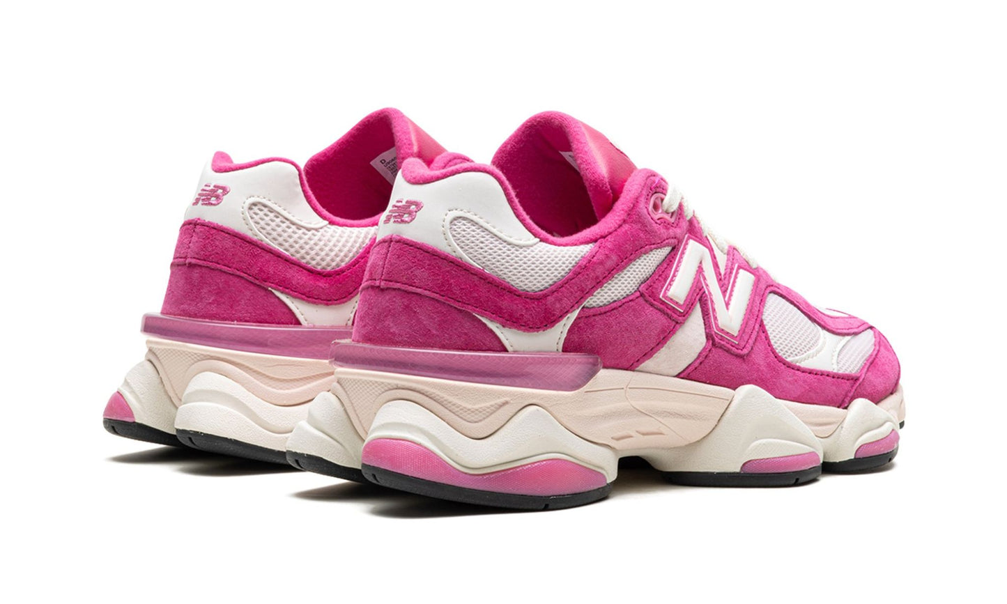 New Balance 9060 "Pink"