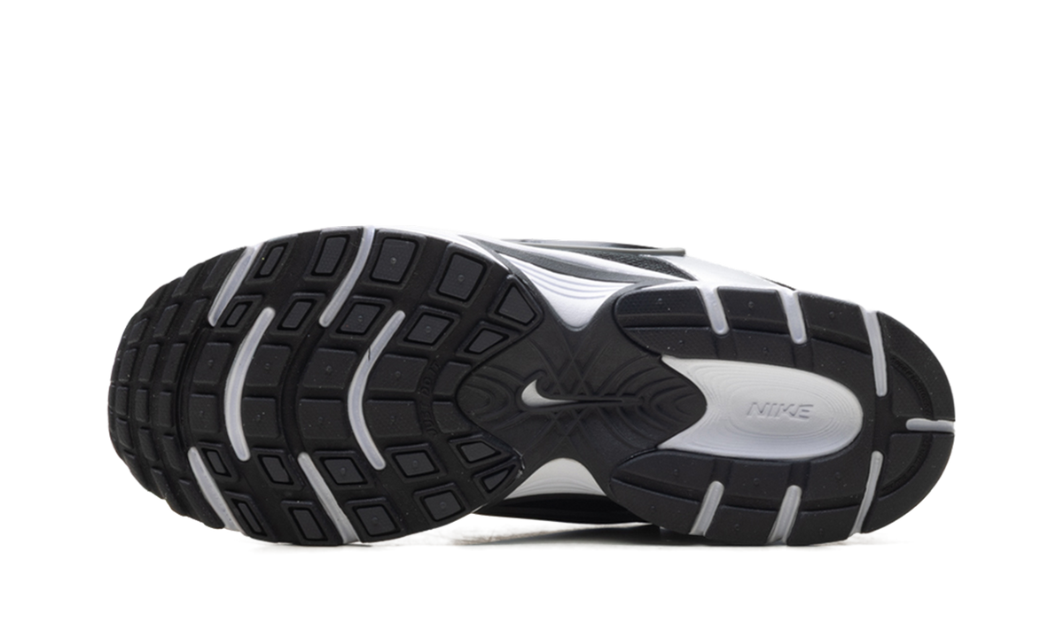 Nike V5 RNR "Black Anthracite Smoke Grey"