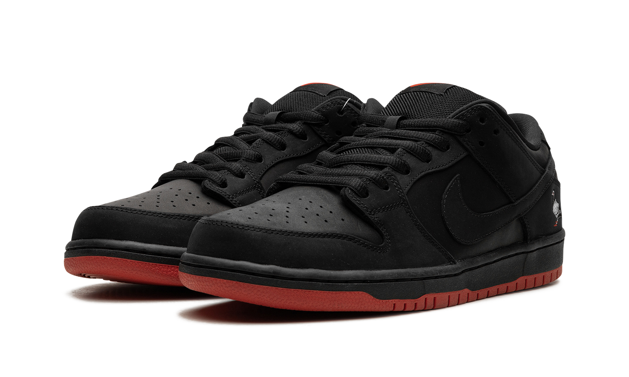 Nike SB Dunk Low "Pigeon Black"