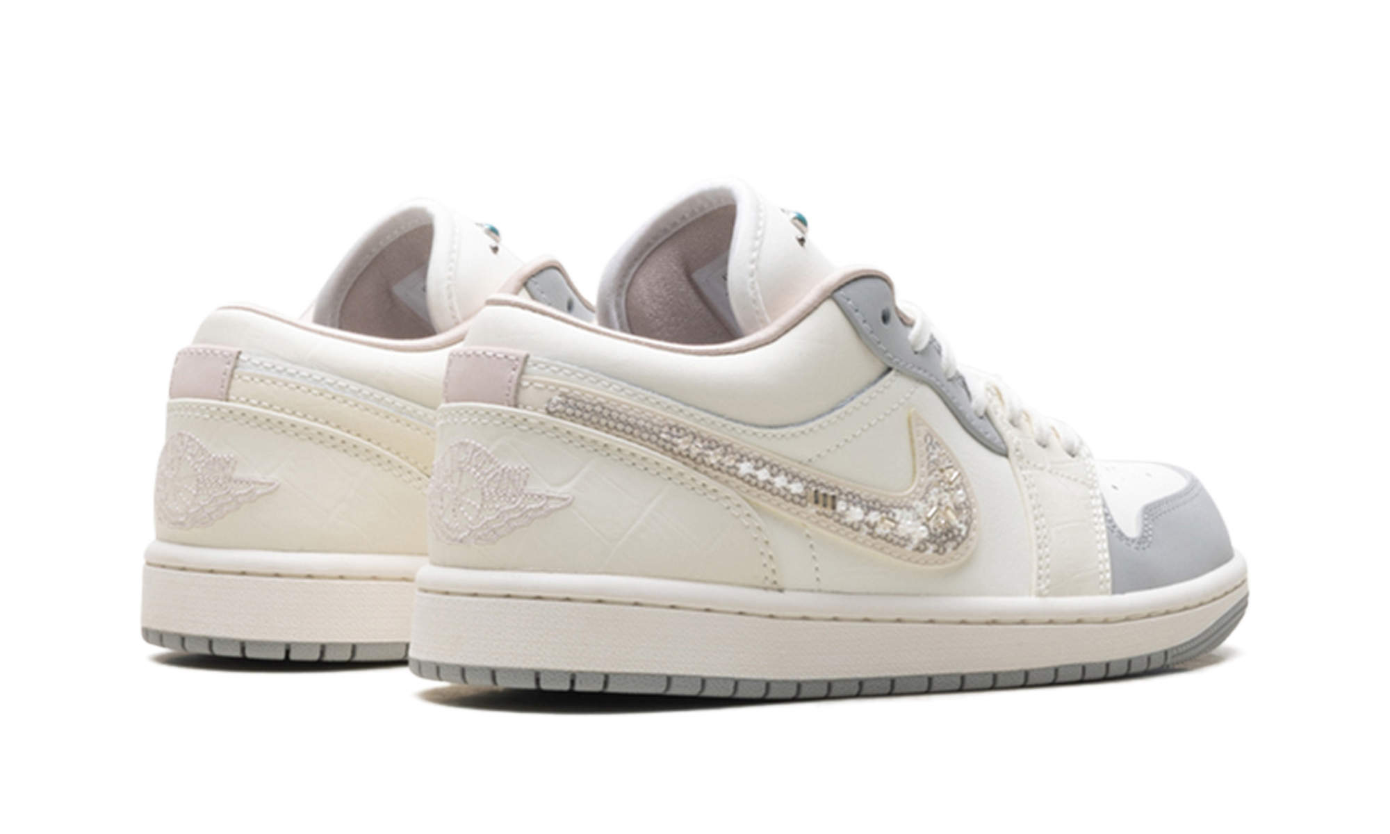 Air Jordan 1 Low "Sail Soft Pearl"