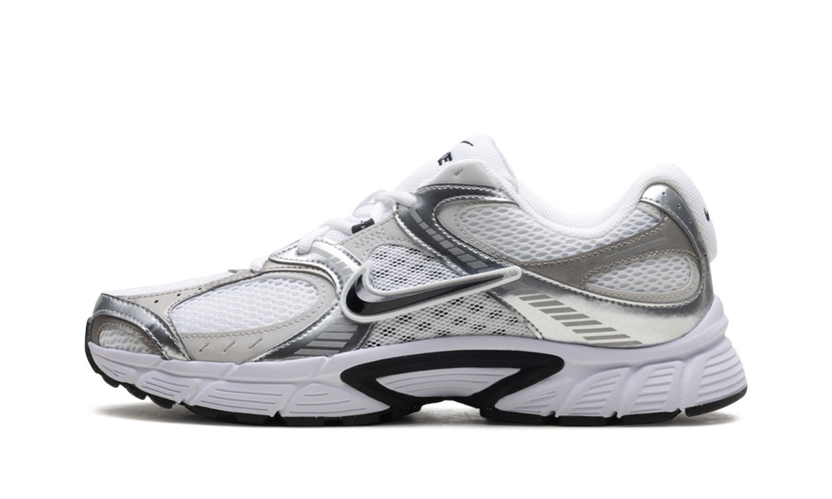 Nike V5 RNR "White Vast Grey College Grey Black"
