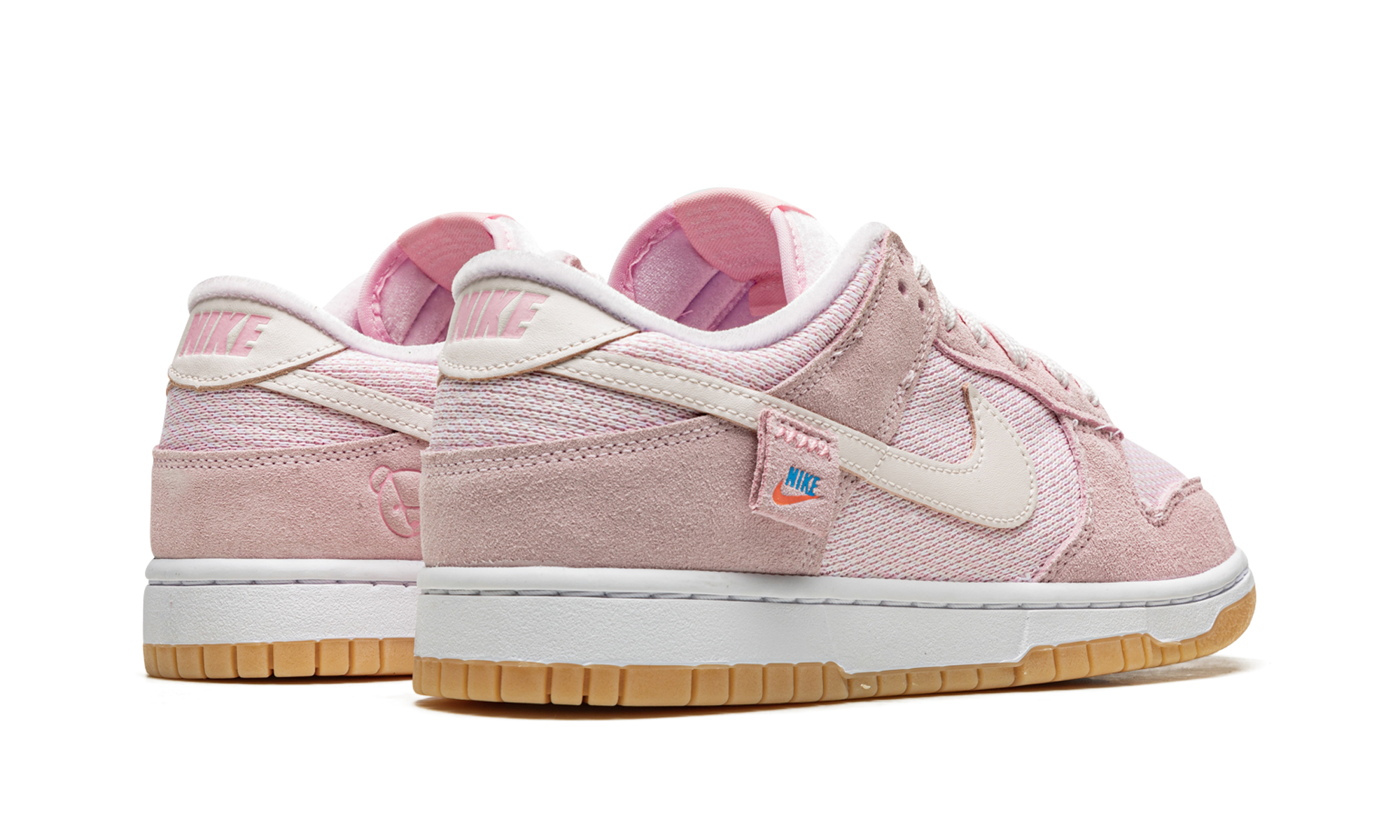 Nike Dunk Low SE "Teddy Bear"