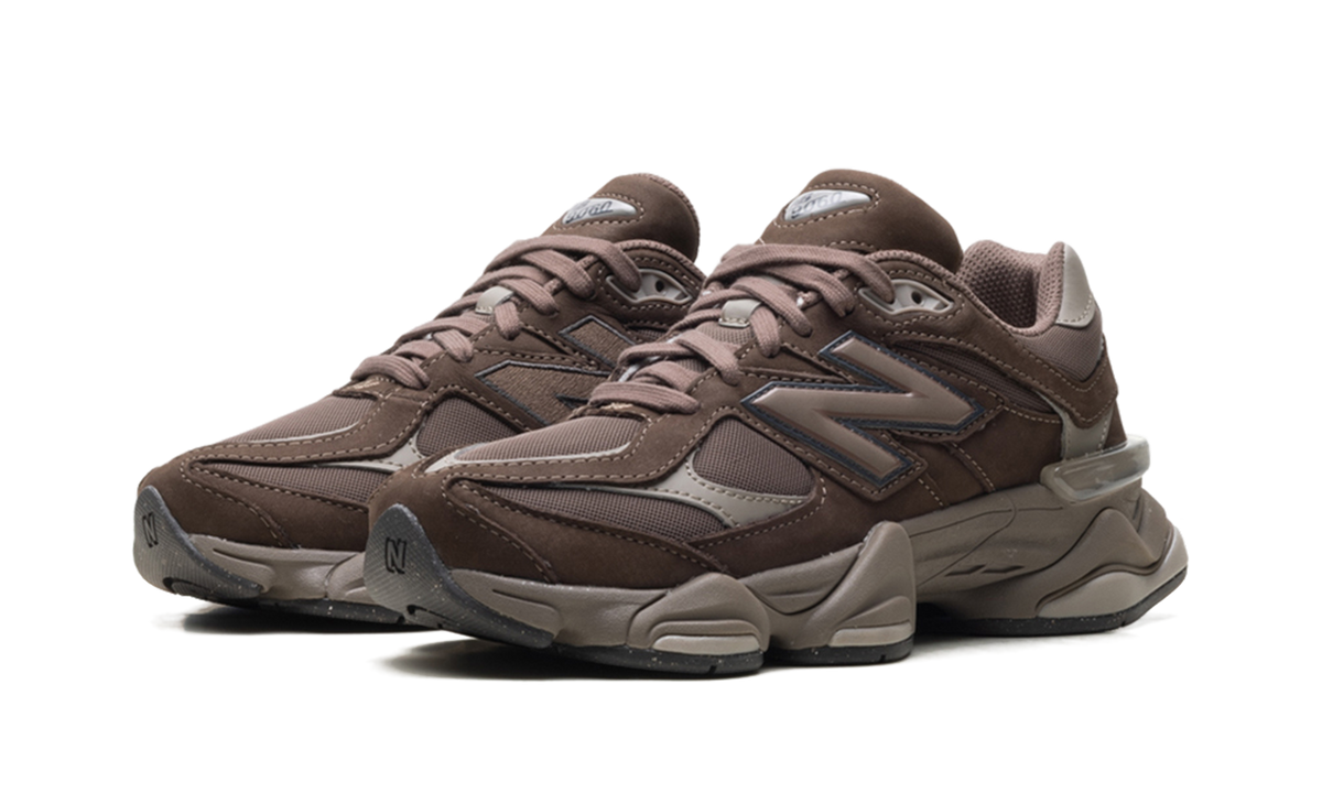 New Balance 9060 "Mono Cortado"