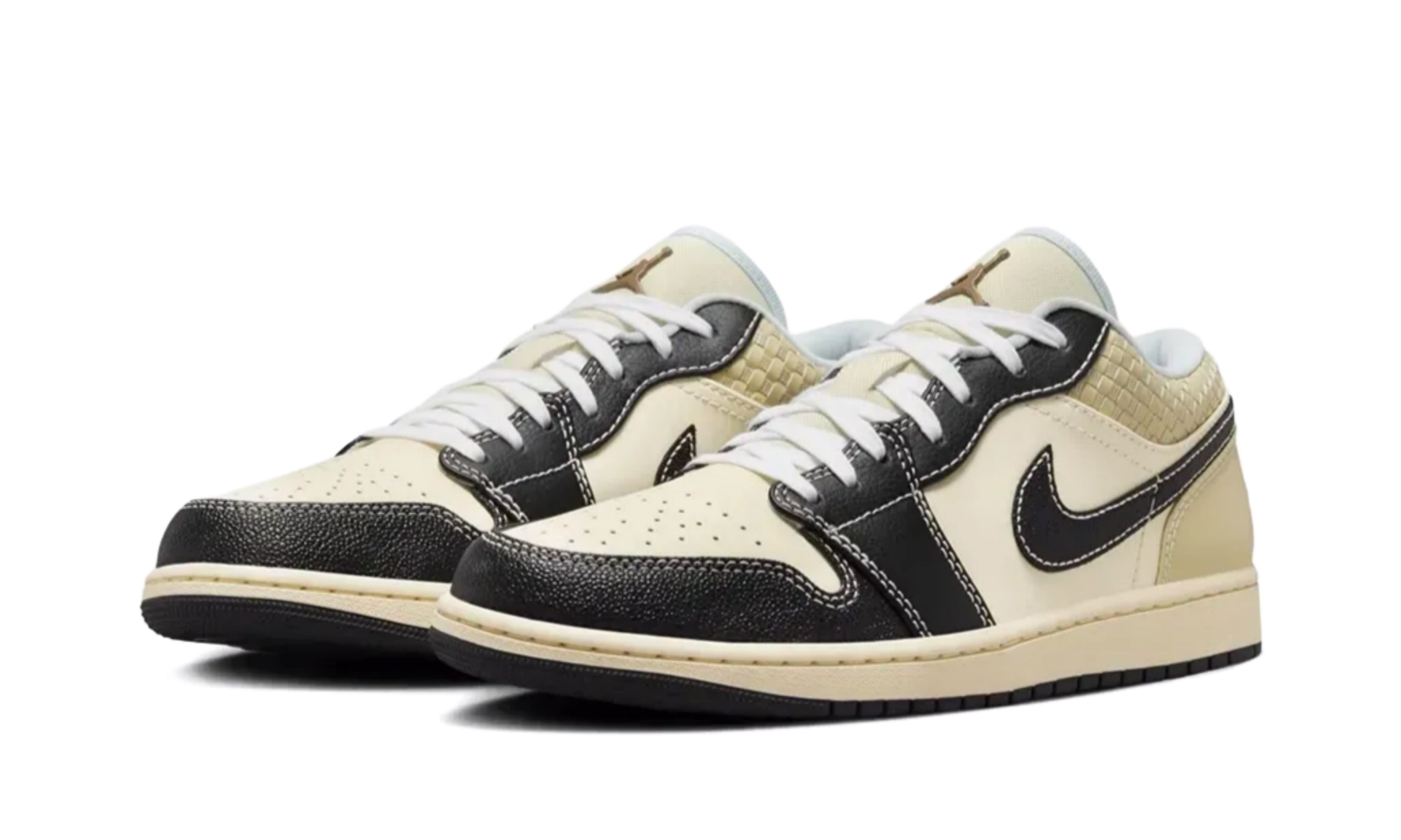Air Jordan 1 low SE "Dark Coconut Milk Muslin"