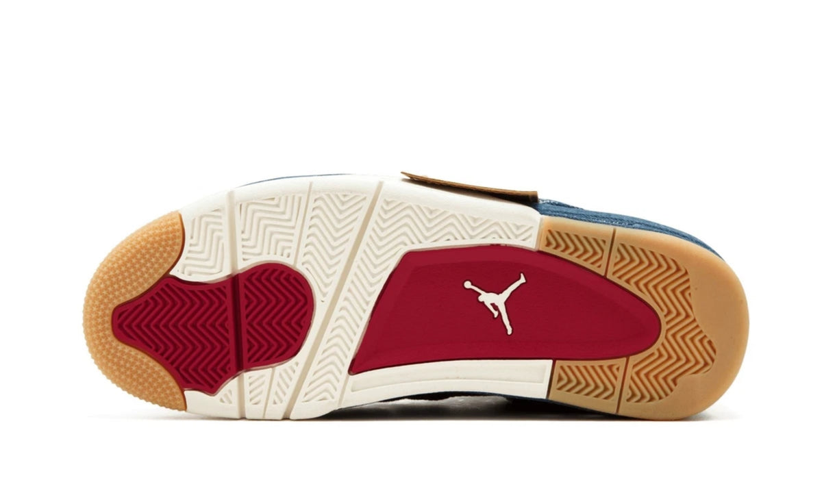 Air Jordan 4 Retro Levi's "Denim Blue"