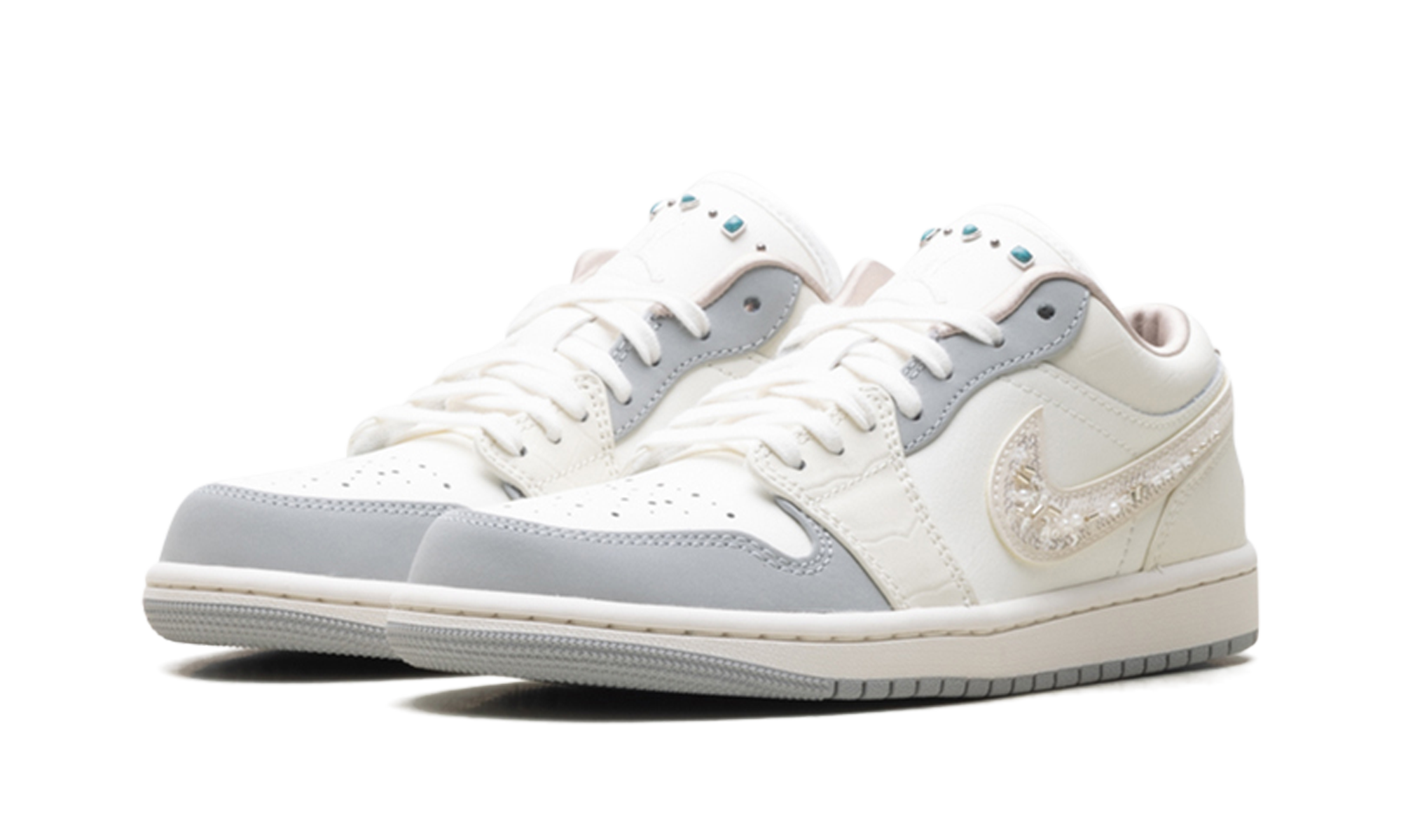 Air Jordan 1 Low "Sail Soft Pearl"