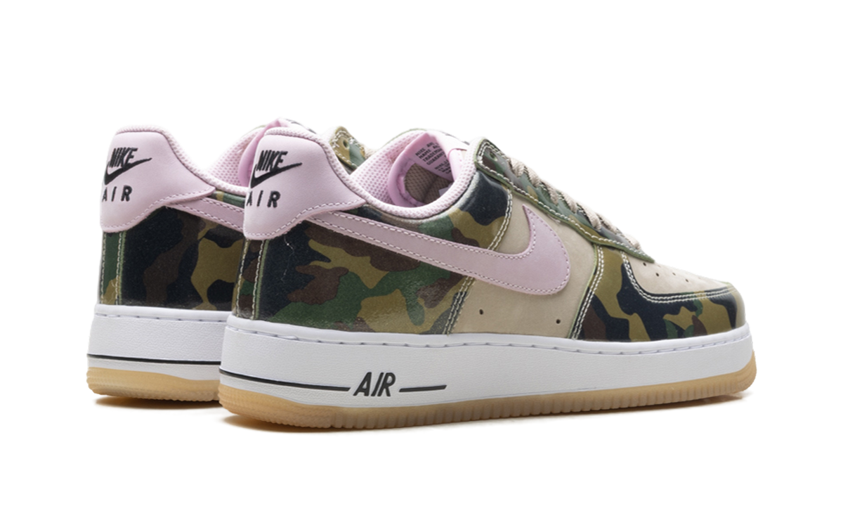 Nike Air Force 1 Low '07 LV8 "Patent Camo Pink"