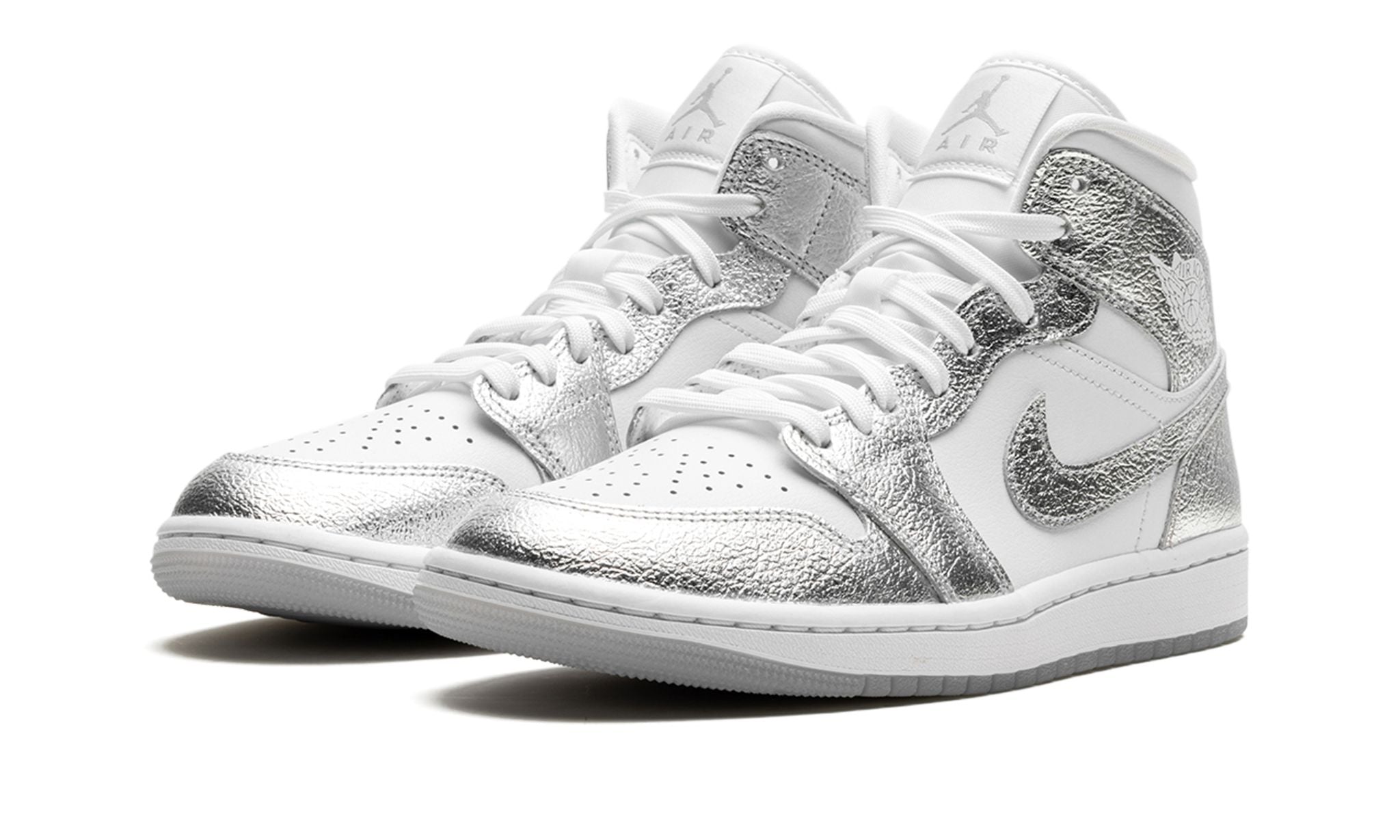 Air Jordan 1 Mid SE "Metallic Silver"