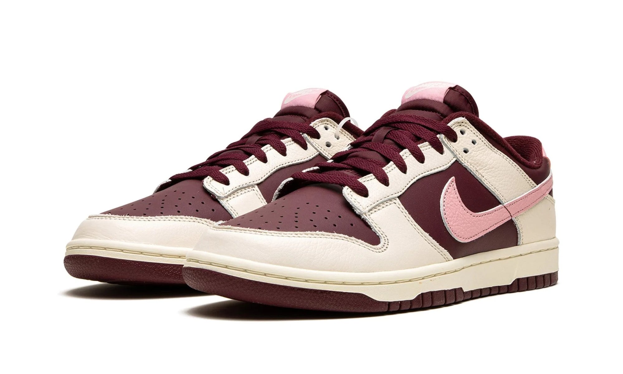 Nike Dunk Low Retro Prm "Valentine’s Day"