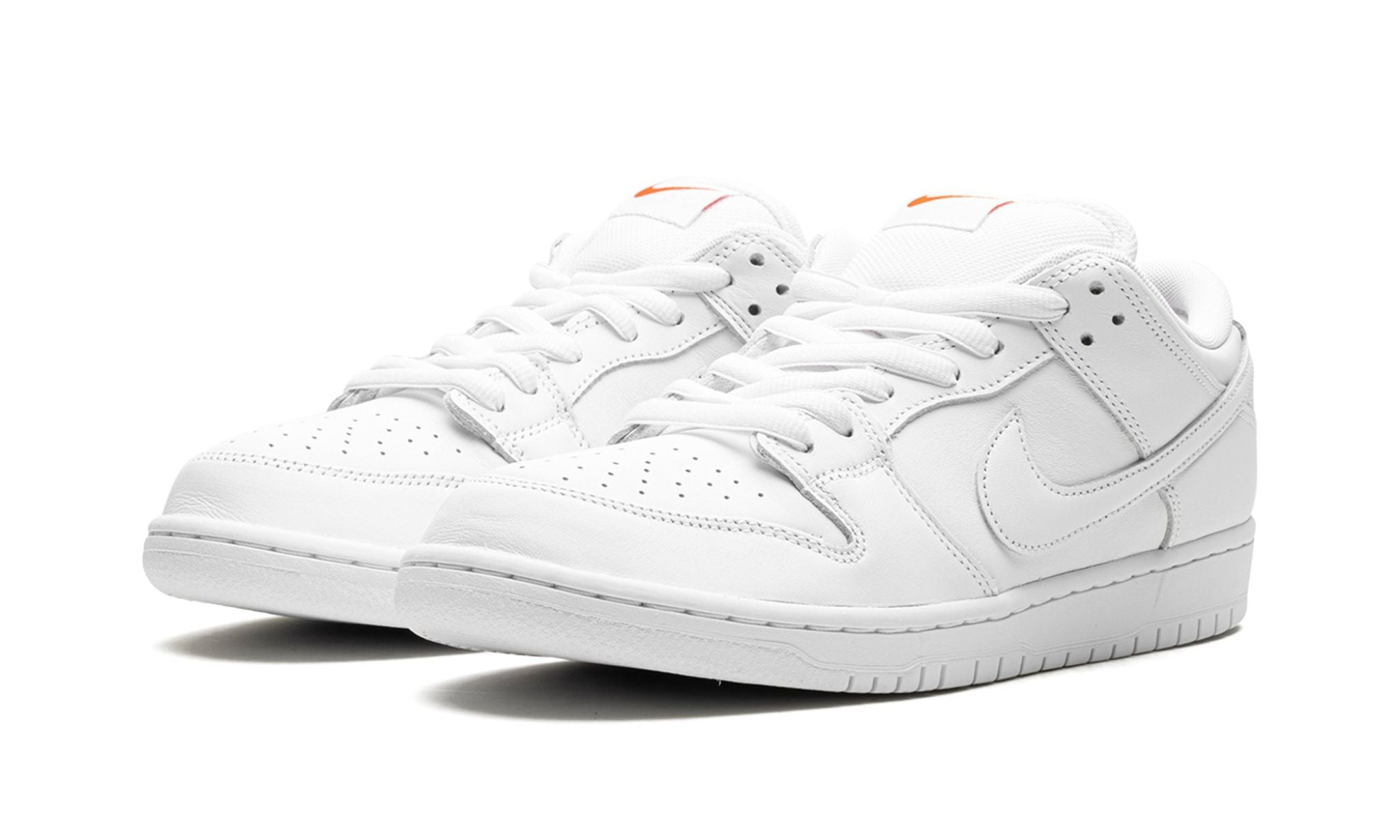 Nike SB Dunk Low Pro "Triple White"