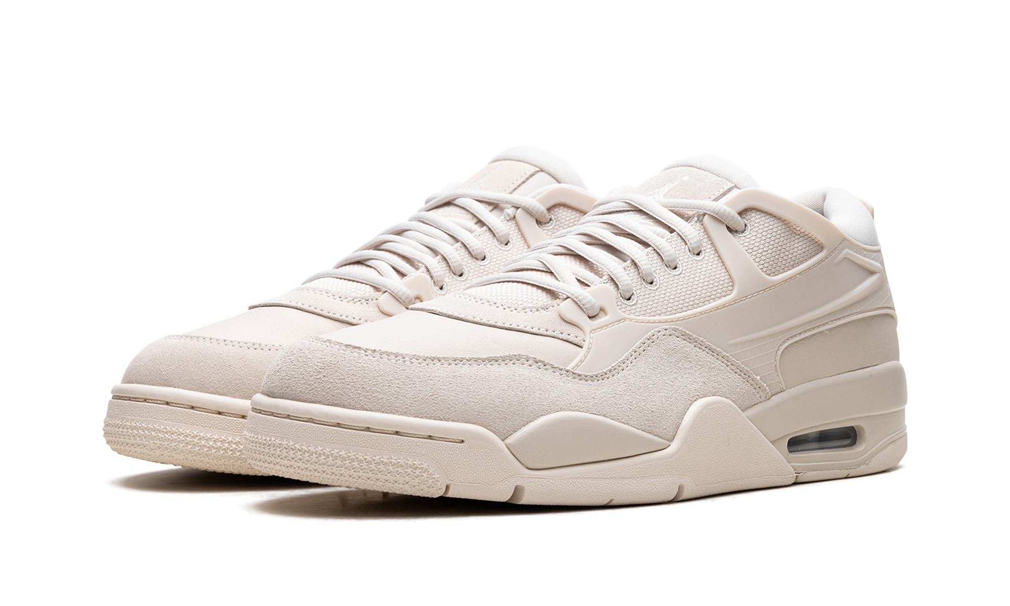 Air Jordan 4 RM "Legend Light Brown"