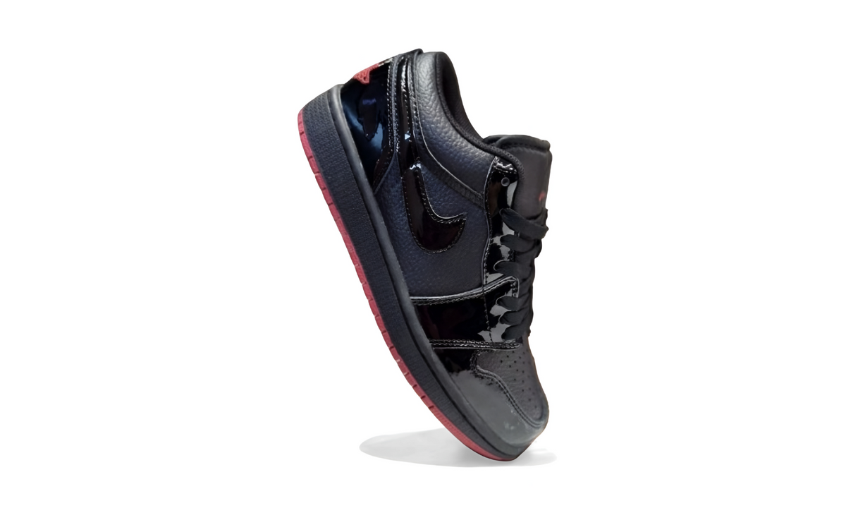 Air Jordan 1 Low Retro "Red Bottom"