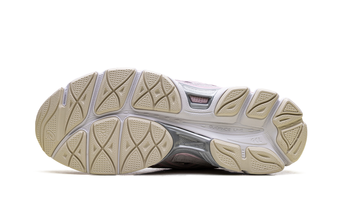 Asics Gel-NYC "Concrete / Barely Rose"
